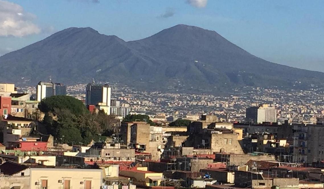 La Terrazza Di Nonna Anna Panzió Nápoly Kültér fotó